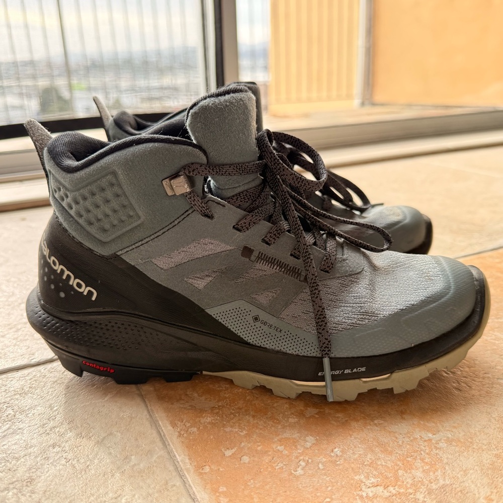 [Like New] Salomon Outpulse mid gtx